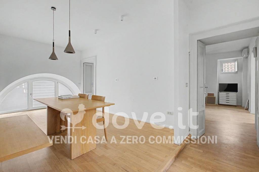 appartamento in vendita a Milano in zona Porta Ticinese