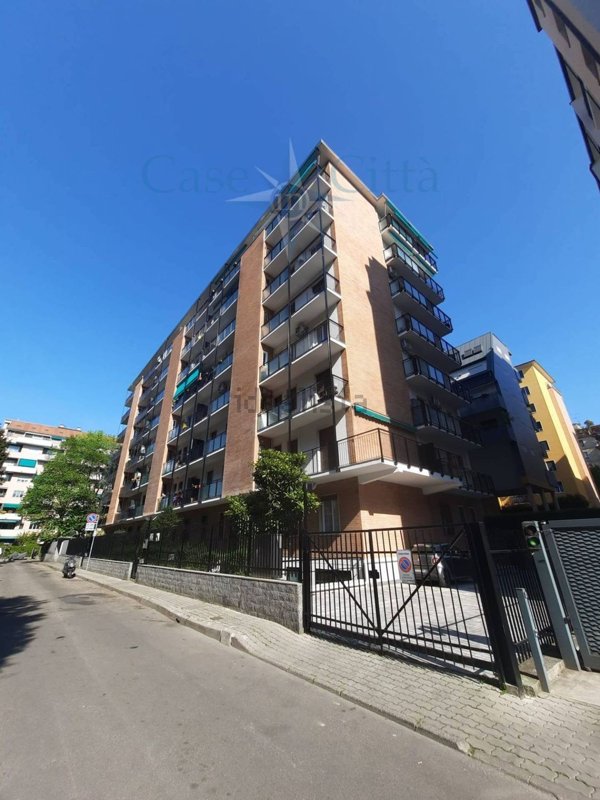 appartamento in vendita a Milano in zona San Siro