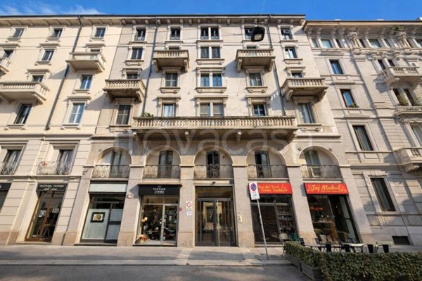 appartamento in vendita a Milano in zona Cagnola