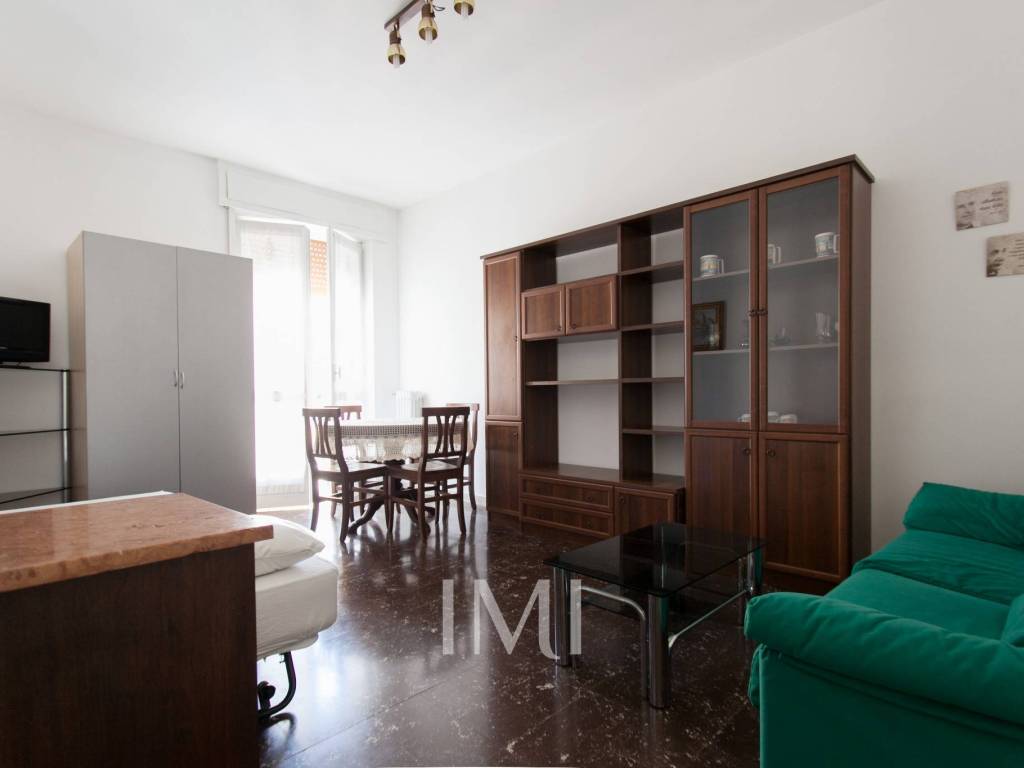 appartamento in vendita a Milano in zona Famagosta