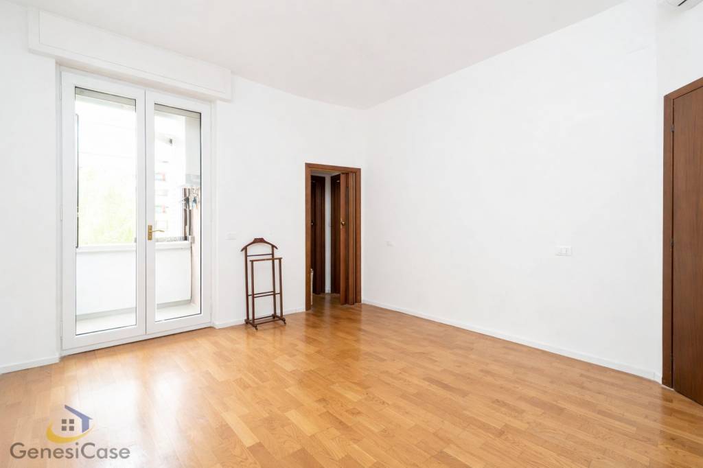 appartamento in vendita a Milano in zona Piazzale Lodi