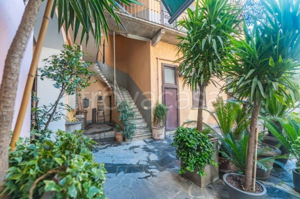 appartamento in vendita a Milano in zona Isola