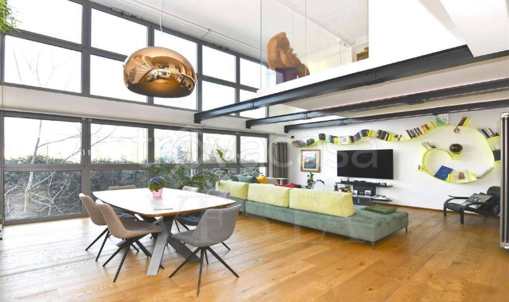 appartamento in vendita a Milano in zona Barona
