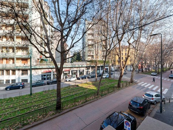appartamento in vendita a Milano in zona Città Studi