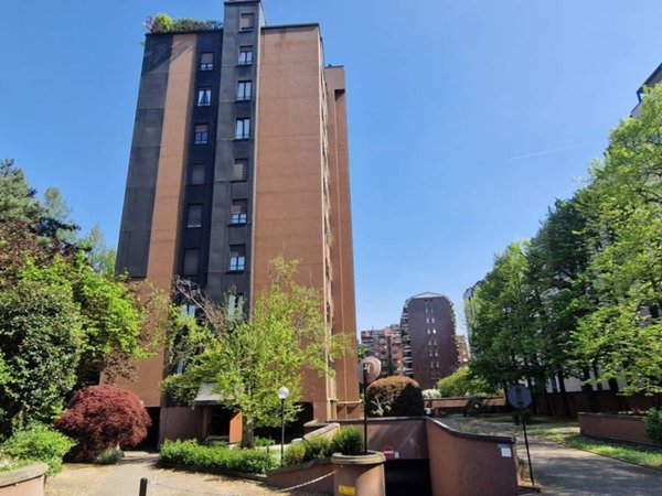 appartamento in vendita a Milano in zona Isola