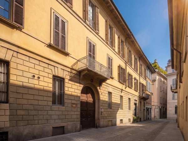 appartamento in vendita a Milano in zona Brera