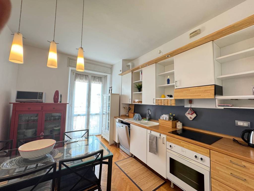 appartamento in vendita a Milano in zona Città Studi