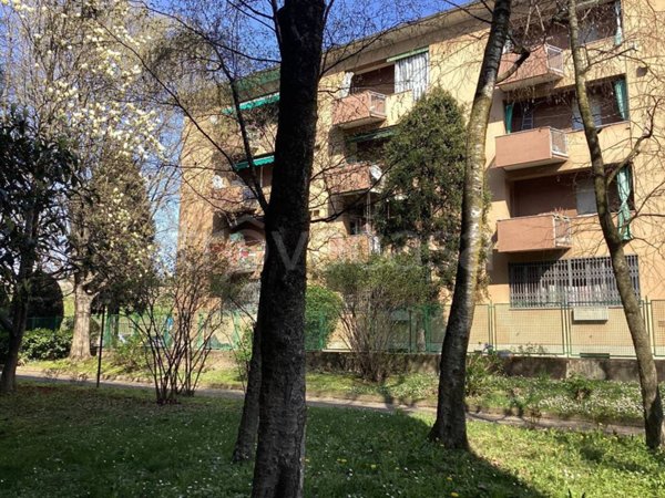 appartamento in vendita a Milano in zona Dergano