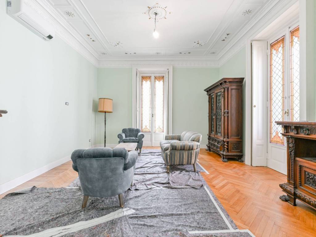 appartamento in vendita a Milano in zona Porta Romana