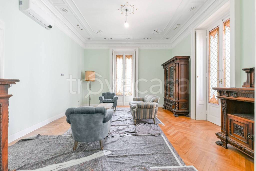 appartamento in vendita a Milano in zona Porta Romana