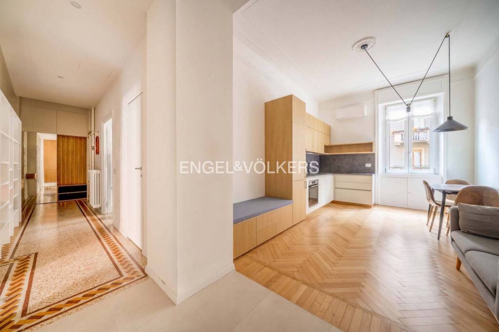 appartamento in vendita a Milano in zona Città Studi