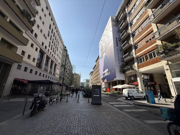 negozio in vendita a Milano in zona Porta Garibaldi
