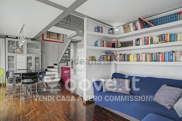 appartamento in vendita a Milano in zona Morivione