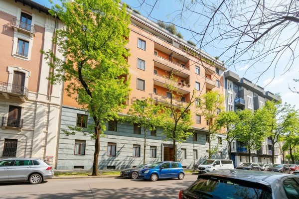 appartamento in vendita a Milano in zona Sempione