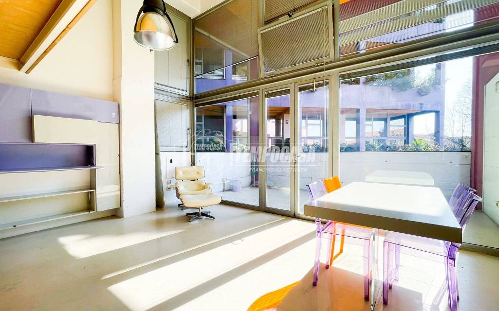 appartamento in vendita a Milano in zona Lambrate