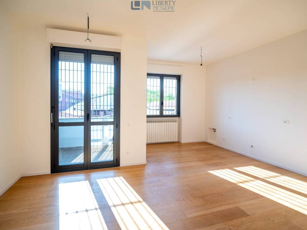 appartamento in vendita a Milano in zona Forlanini