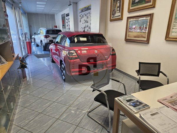 negozio in vendita a Milano in zona San Vittore