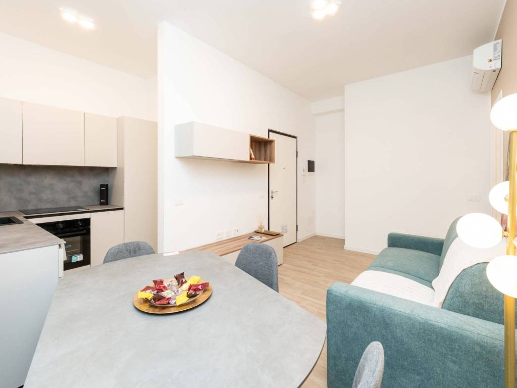 appartamento in vendita a Milano in zona Sempione