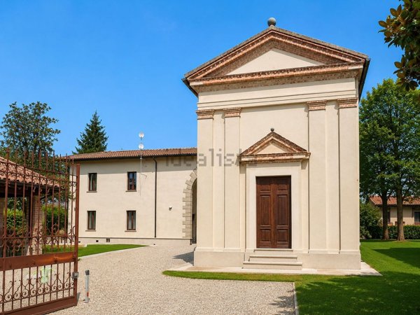 appartamento in vendita a Milano in zona Gratosoglio