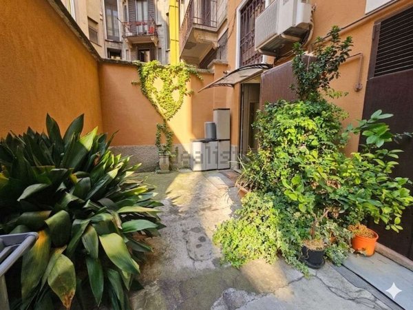 appartamento in vendita a Milano in zona Piazzale Lodi