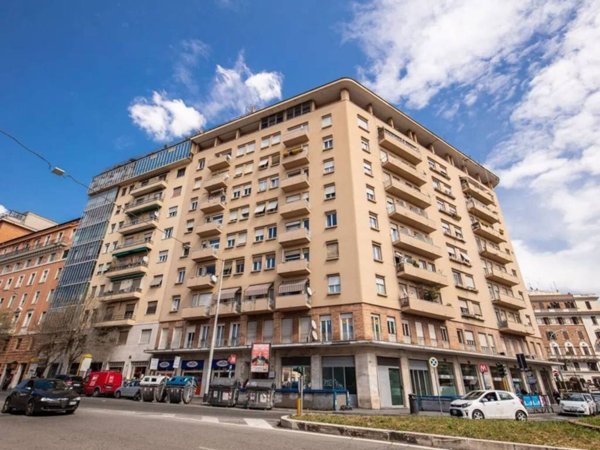 appartamento in vendita a Milano in zona Lambrate