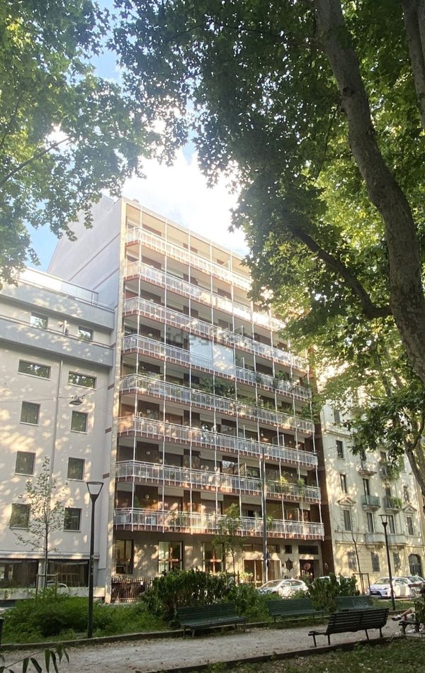 appartamento in vendita a Milano in zona Il Portello