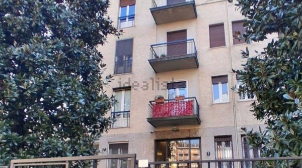 appartamento in vendita a Milano in zona Solari