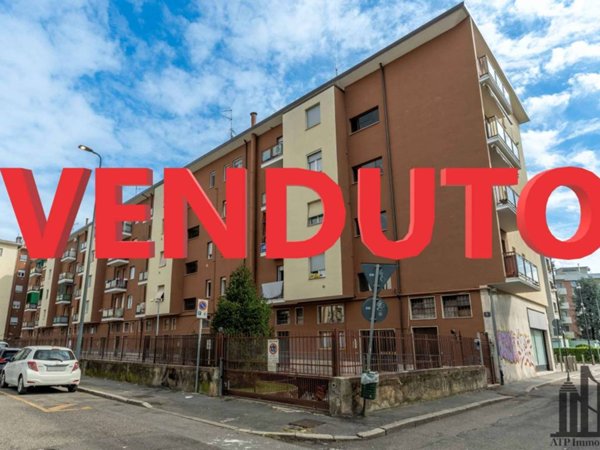 appartamento in vendita a Milano in zona Bovisa