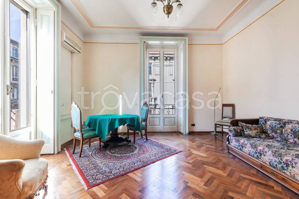appartamento in vendita a Milano in zona Loreto