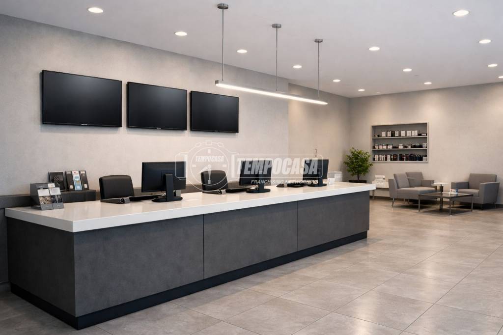 negozio in vendita a Milano in zona Porta Nuova