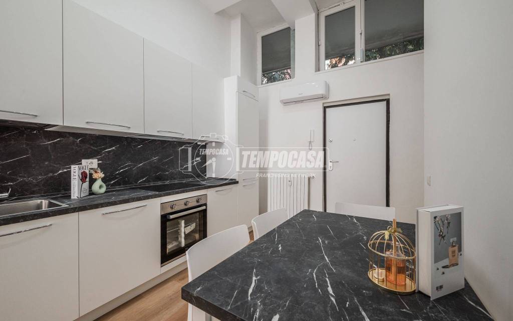 appartamento in vendita a Milano in zona Porta Romana