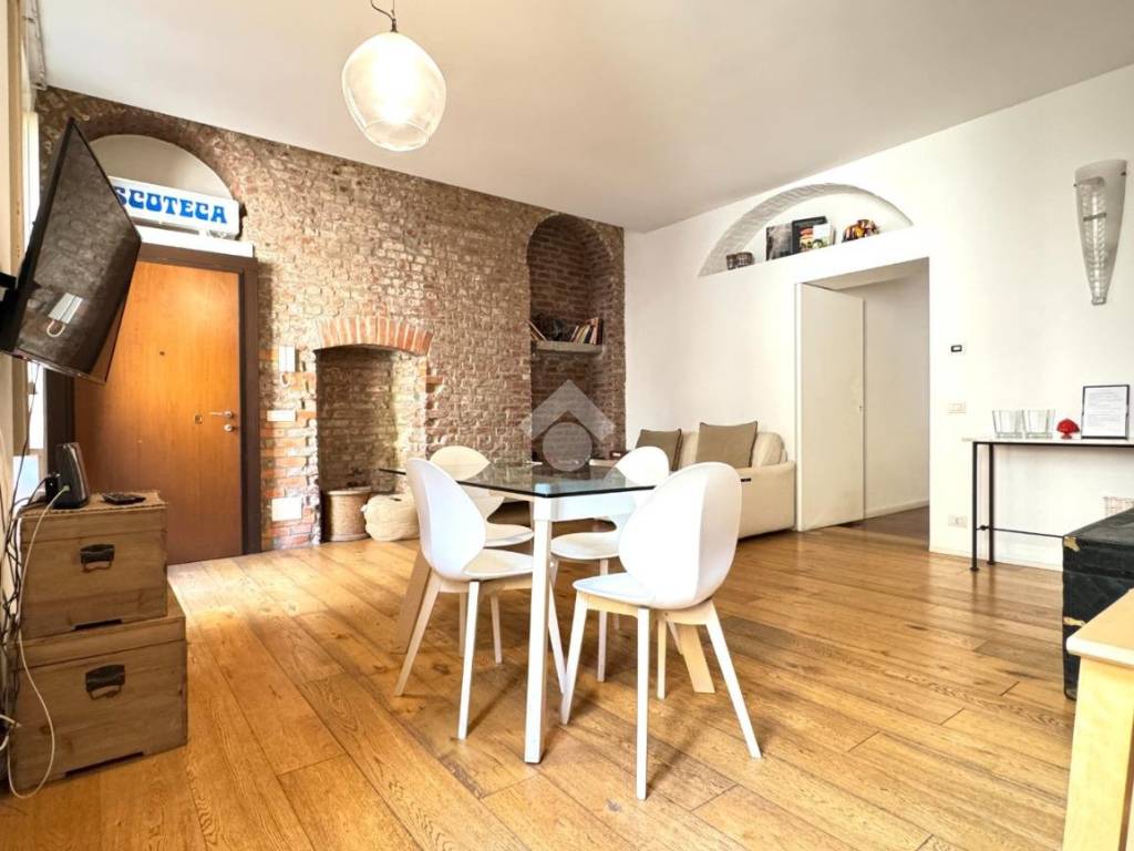 appartamento in vendita a Milano in zona Centro Direzionale