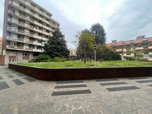 appartamento in vendita a Milano in zona Bovisa