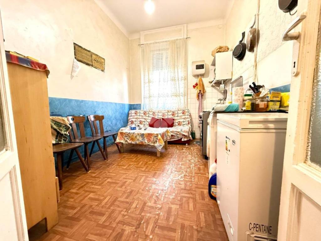 appartamento in vendita a Milano in zona Barona