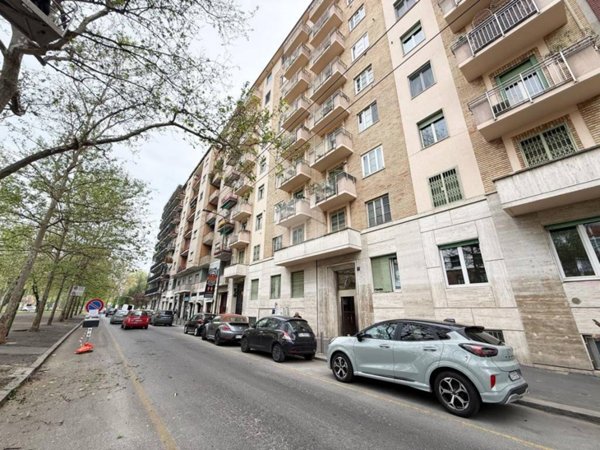 appartamento in vendita a Milano in zona San Siro