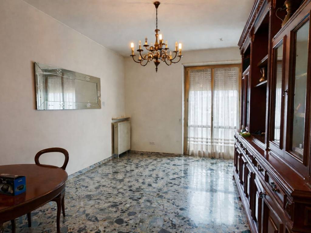 appartamento in vendita a Milano in zona Barona