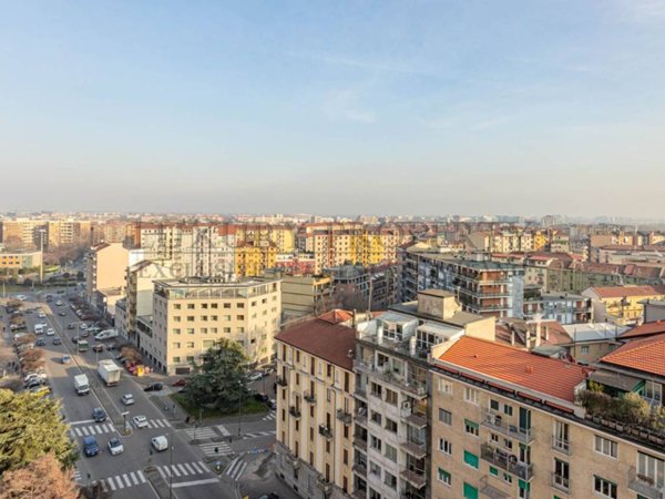 appartamento in vendita a Milano in zona Piazzale Lodi
