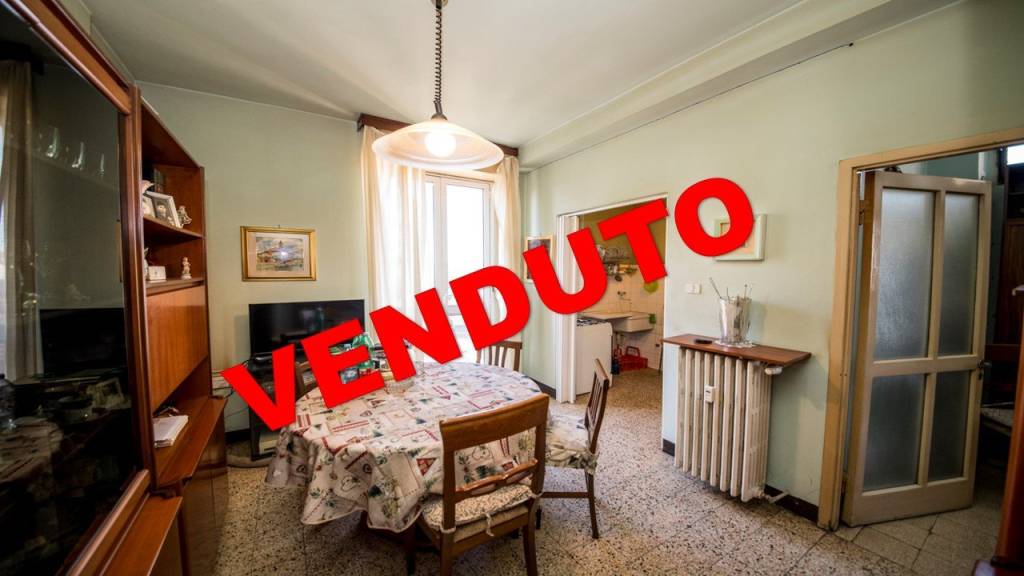 appartamento in vendita a Milano in zona Porta Vittoria