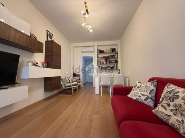 appartamento in vendita a Milano in zona Stadera