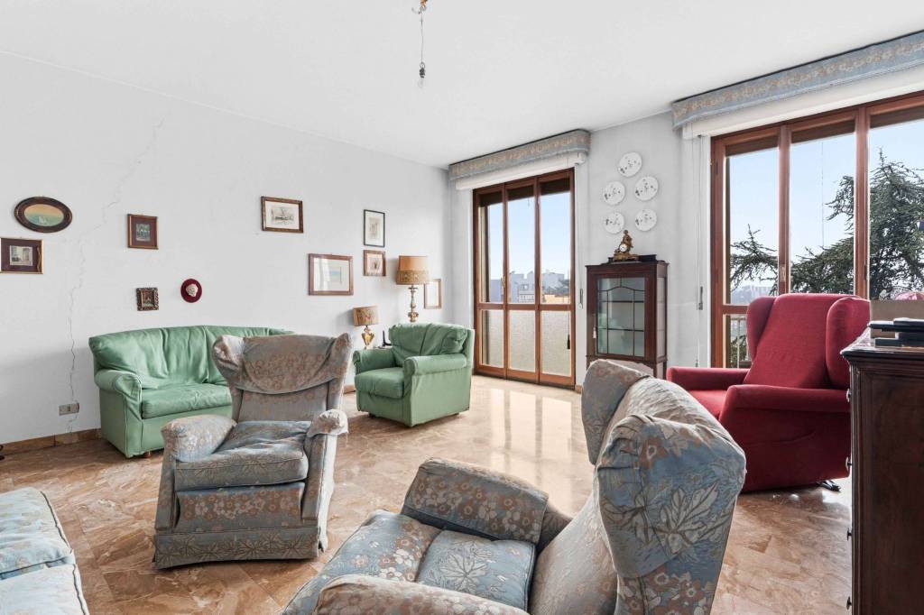 appartamento in vendita a Milano in zona Vigentino