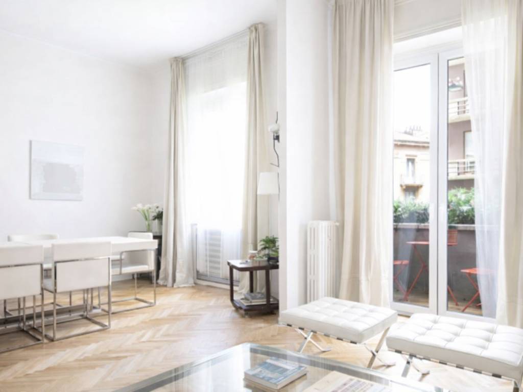 appartamento in vendita a Milano in zona Guastalla