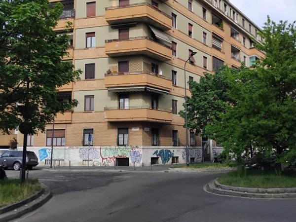 negozio in vendita a Milano