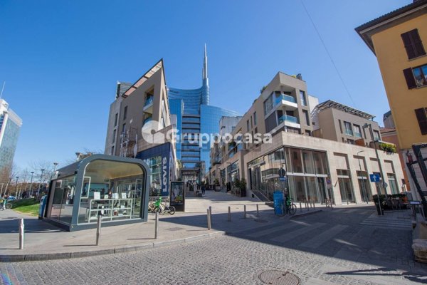 appartamento in vendita a Milano in zona Porta Garibaldi