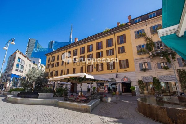 appartamento in vendita a Milano in zona Porta Garibaldi
