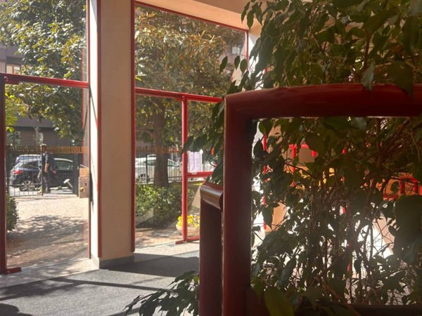ufficio in vendita a Milano in zona Chiesa Rossa
