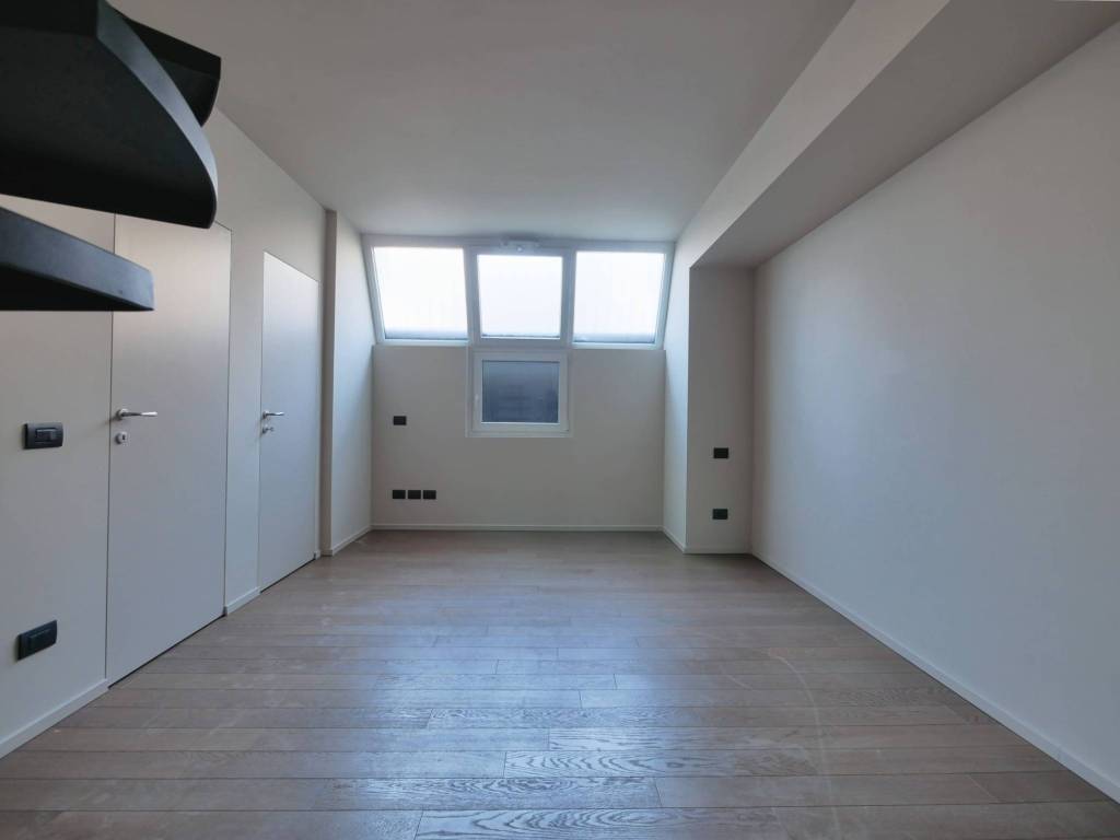 ufficio in vendita a Milano in zona Centro Direzionale