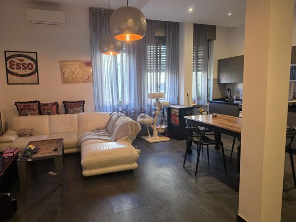 appartamento in vendita a Milano in zona Piazzale Lodi