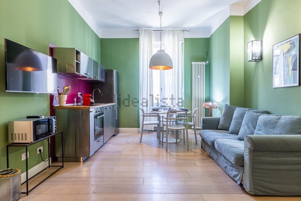 appartamento in vendita a Milano in zona Porta Ticinese