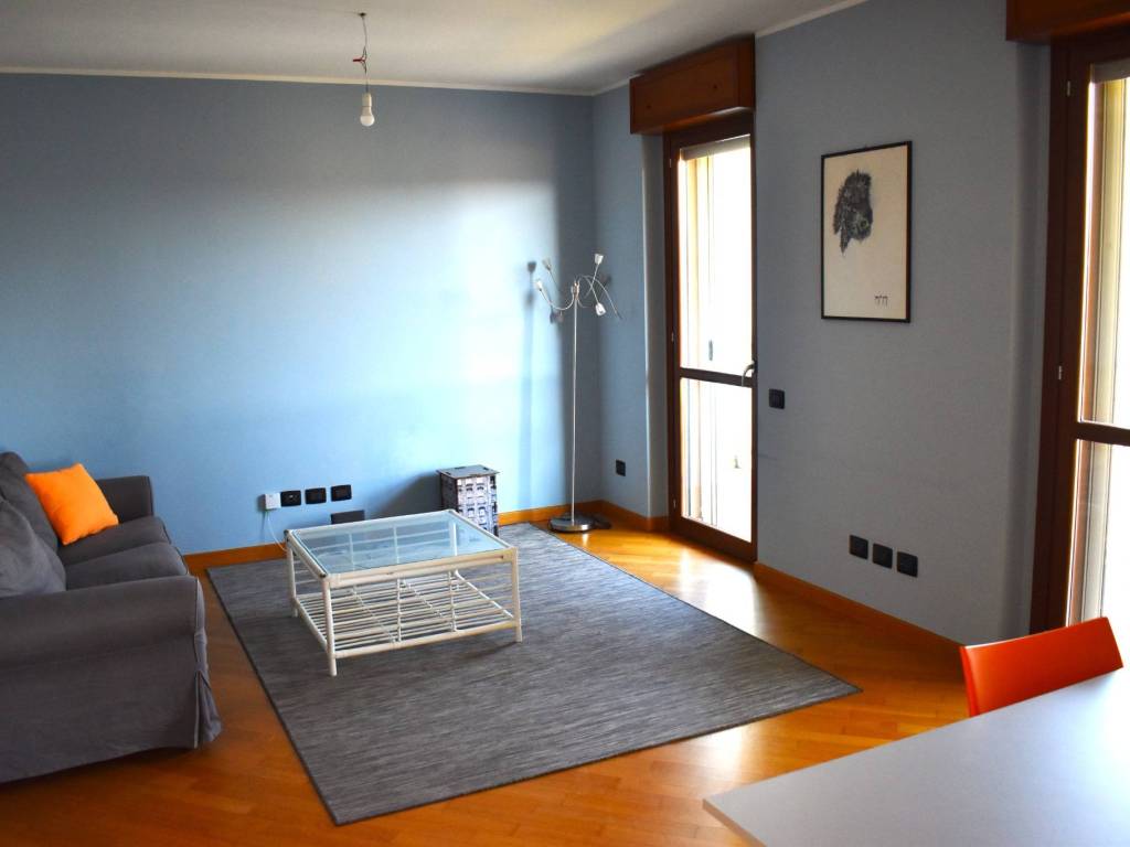 appartamento in vendita a Milano in zona Famagosta