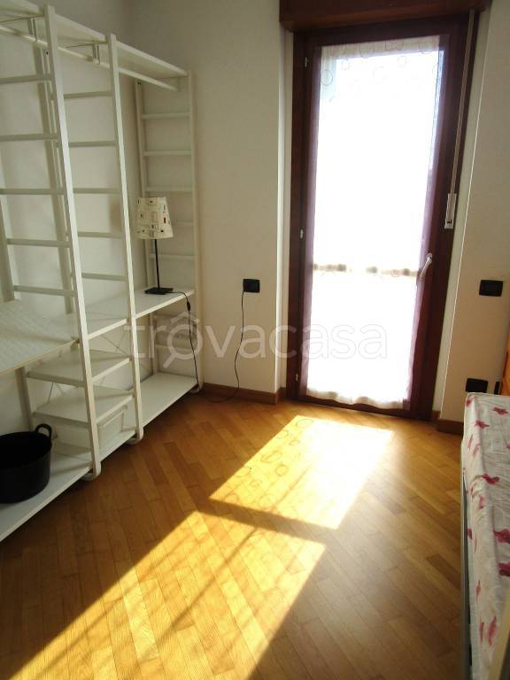 appartamento in vendita a Milano in zona Famagosta